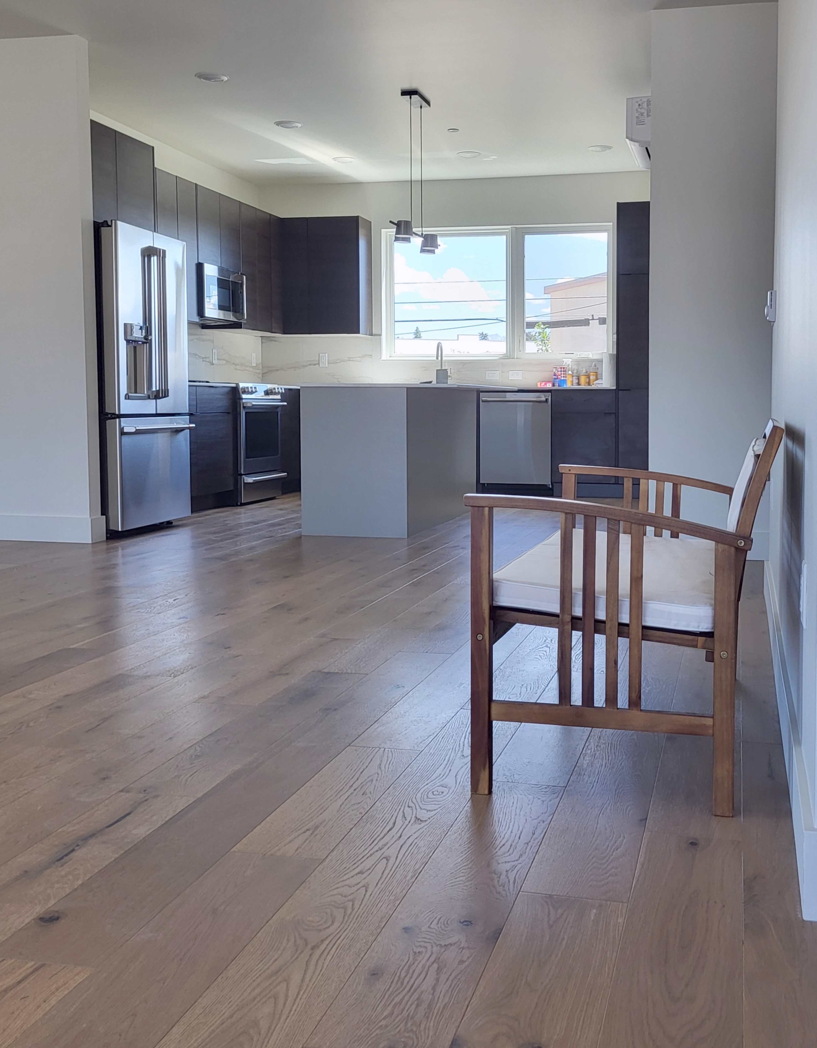 Casa moderna em Bozeman com fácil acesso a Yellowstone e aventuras ao ar livre empolgantes à sua porta.