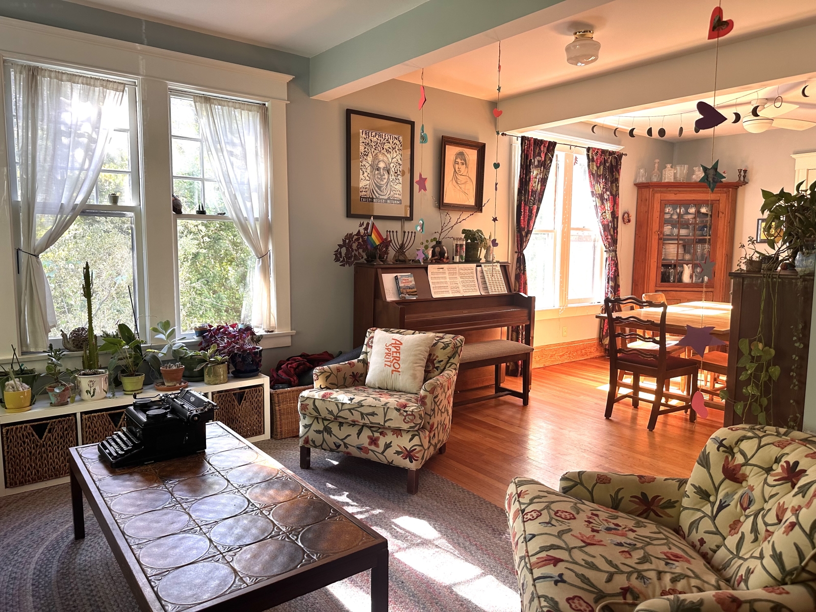 Incantabile bungalow a piedi dal centro e dai sentieri fluviali