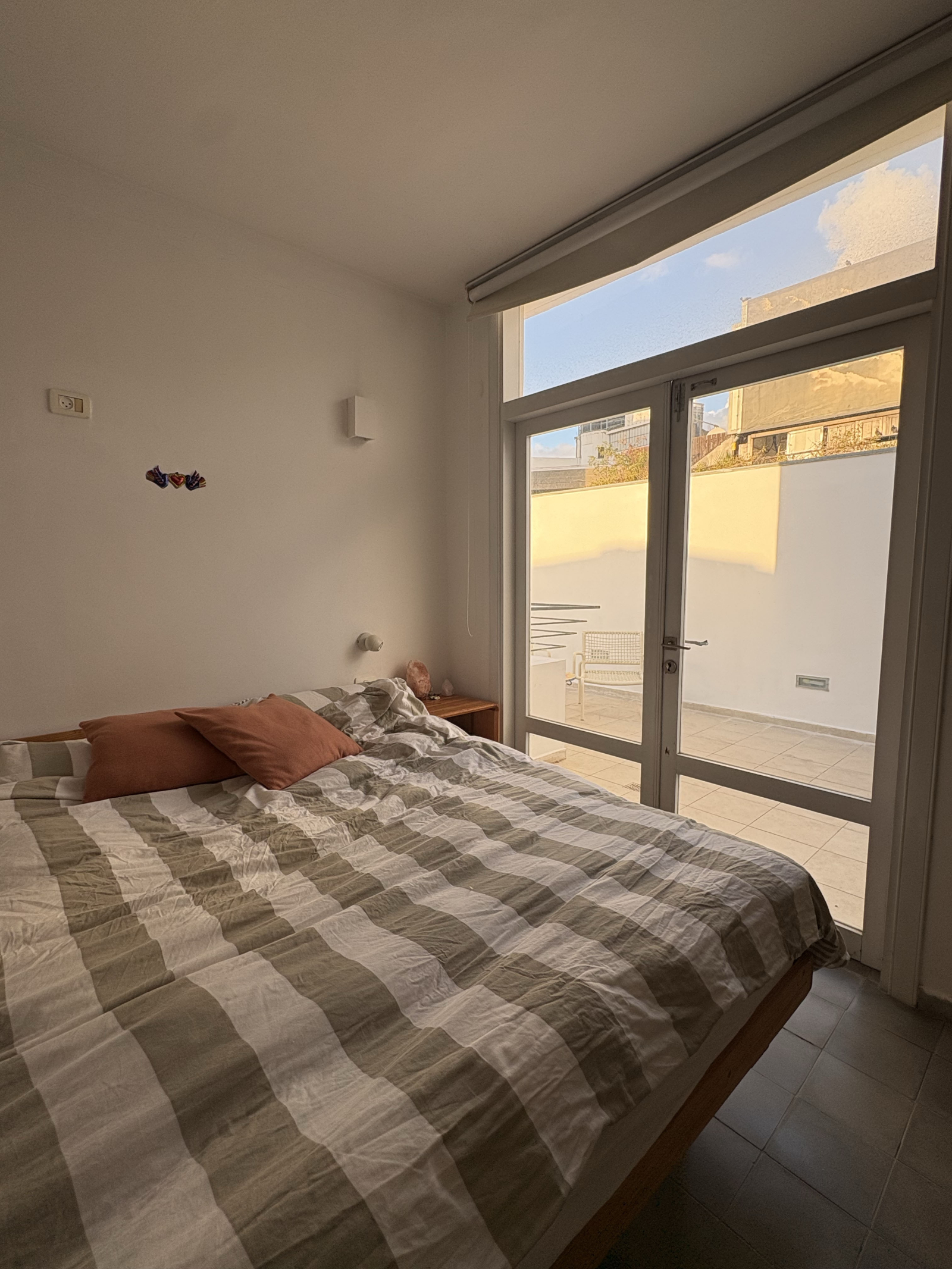 Beautiful designer penthouse near the beach