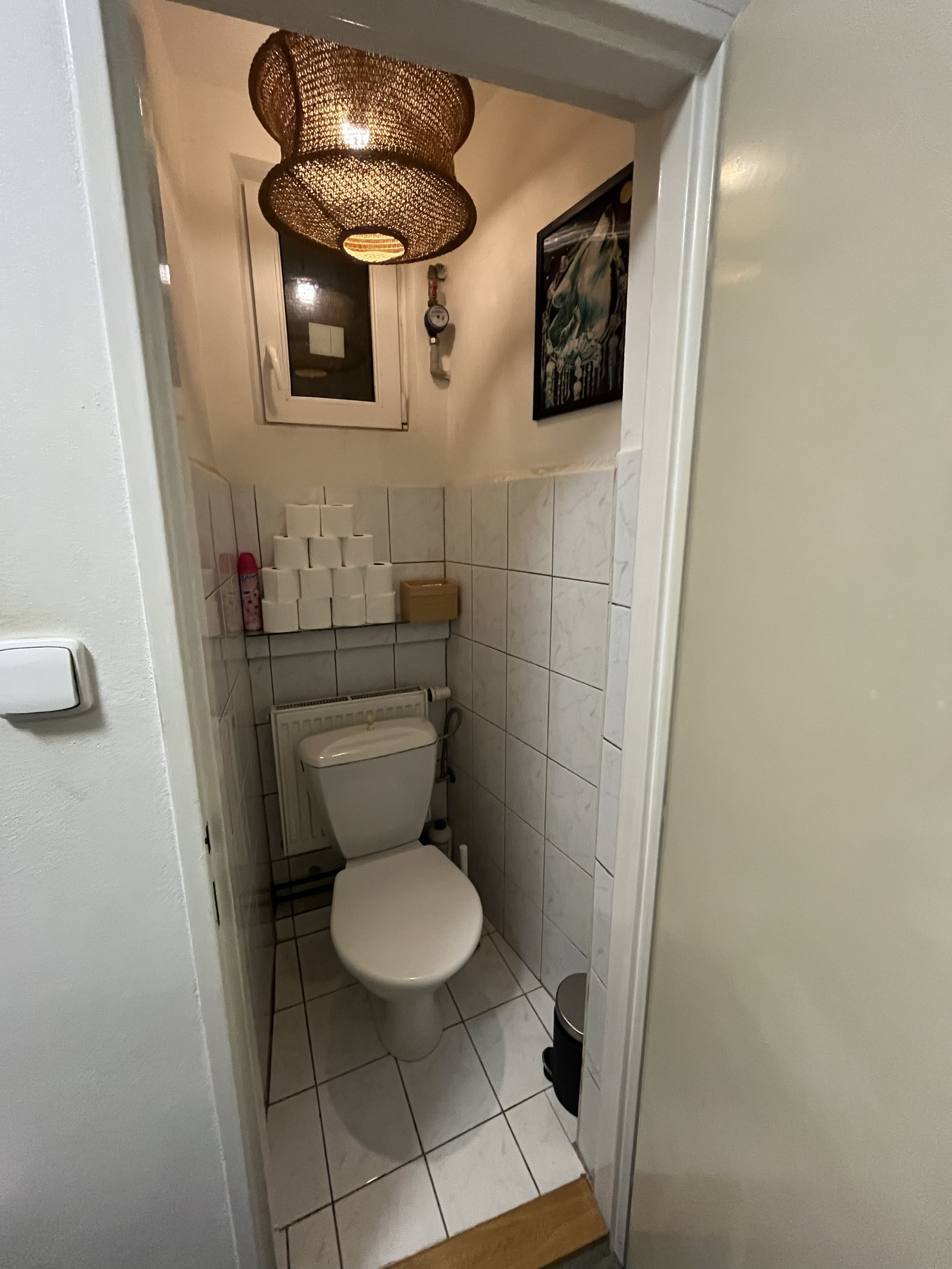 Charming & Sunny Central Prague Apartment with Courtyard Views (Žižkov / Vinohrady border)
