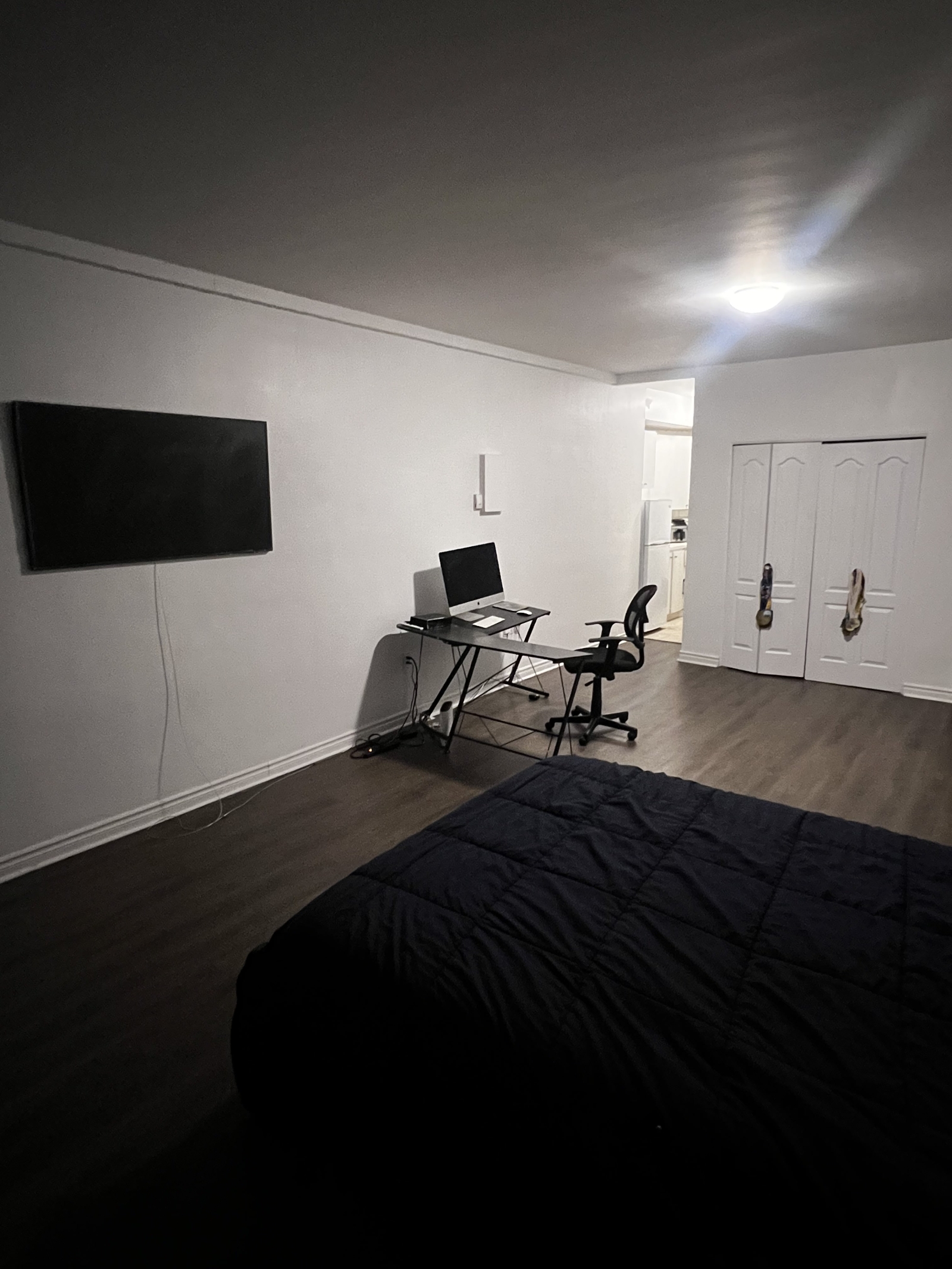Bright Furnished Studio in Montreal’s NDG – Comfortable City Base