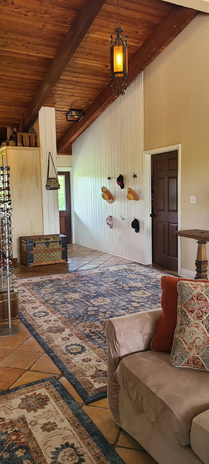 Large, secluded pool home on 3 acres