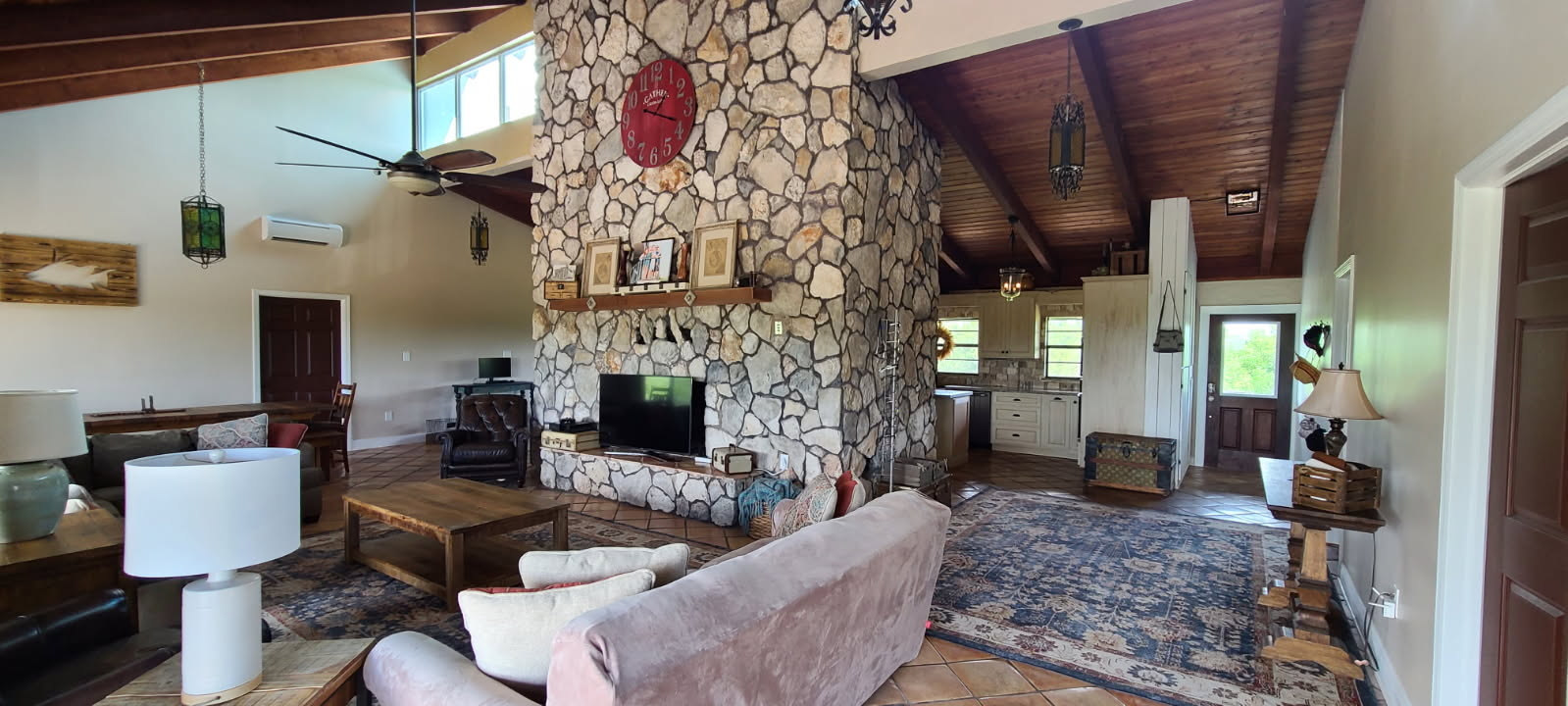 Large, secluded pool home on 3 acres