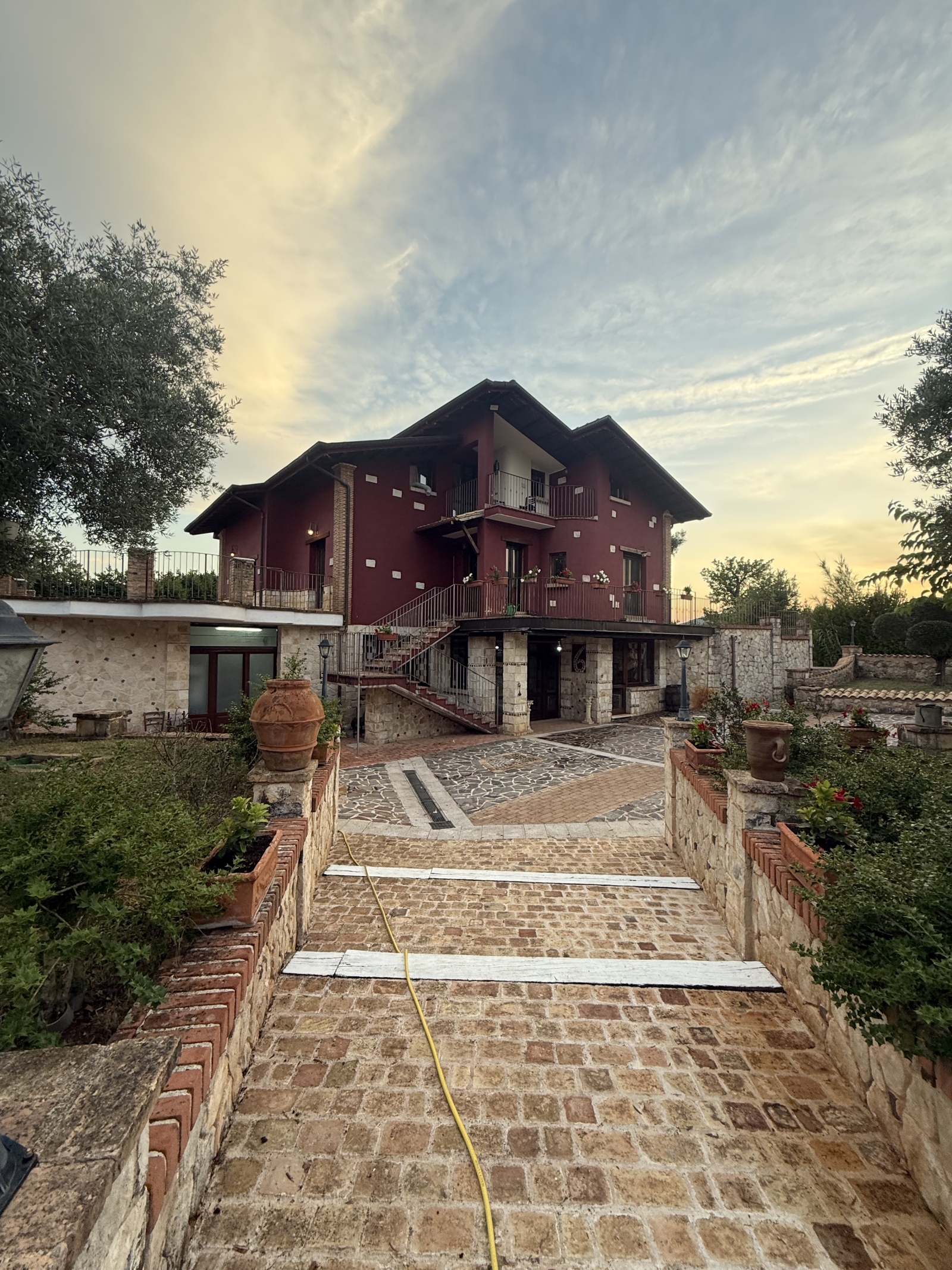 Villa italiana con piscina y espacio para eventos en Vico nel Lazio