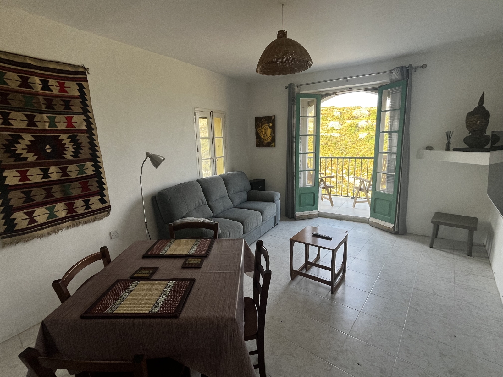 Super Sunsets & Seaviews from a Traditional Apartment! (Gozo)