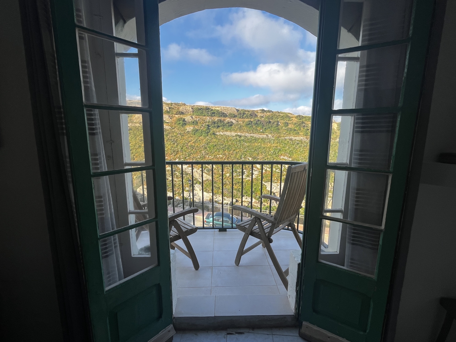 Super Sunsets & Seaviews from a Traditional Apartment! (Gozo)