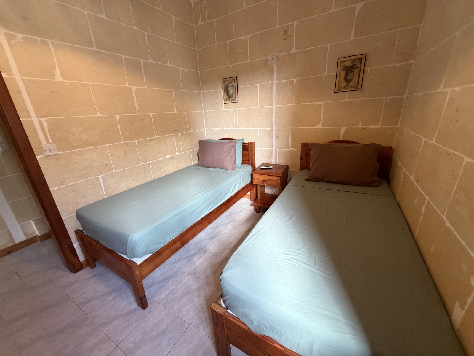 Stunning Seaviews & Sunsets from a Traditional Apartment (Gozo)