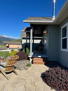Charming home in Joseph with beautiful mountain views