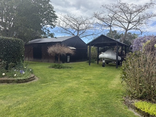 Casa tranquila, jardín espacioso, vistas impresionantes