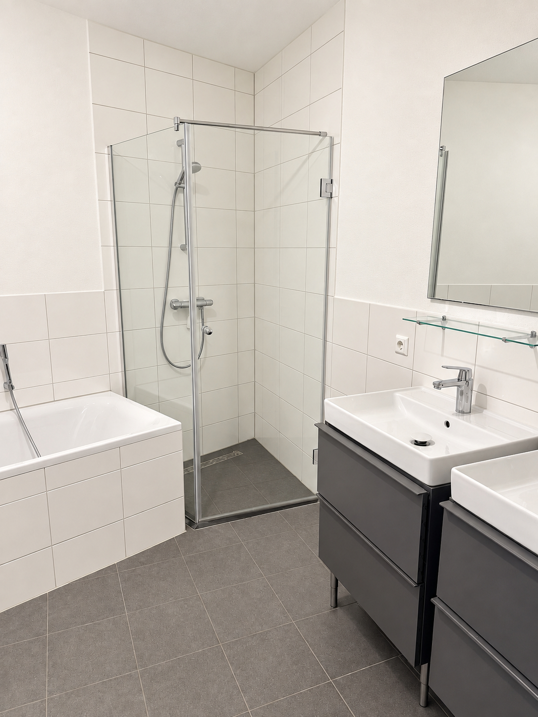Charming and Spacious 2 BDR apartment
