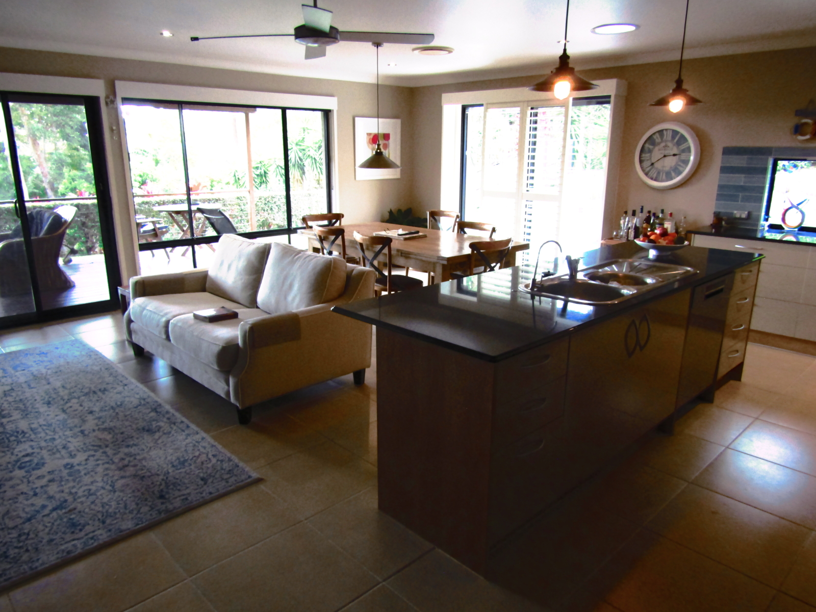 Large Gold Coast Home and Pool in Desirable Estate  Close to Beaches and Major Attractions