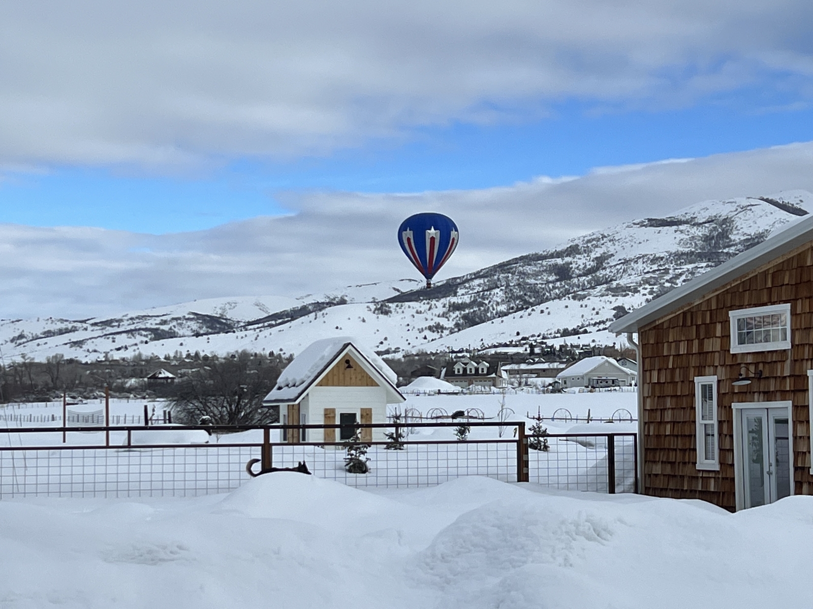 Modern 1,000 sq ft Loft in Eden — 3 Ski Resorts, Hiking & Mountain Biking