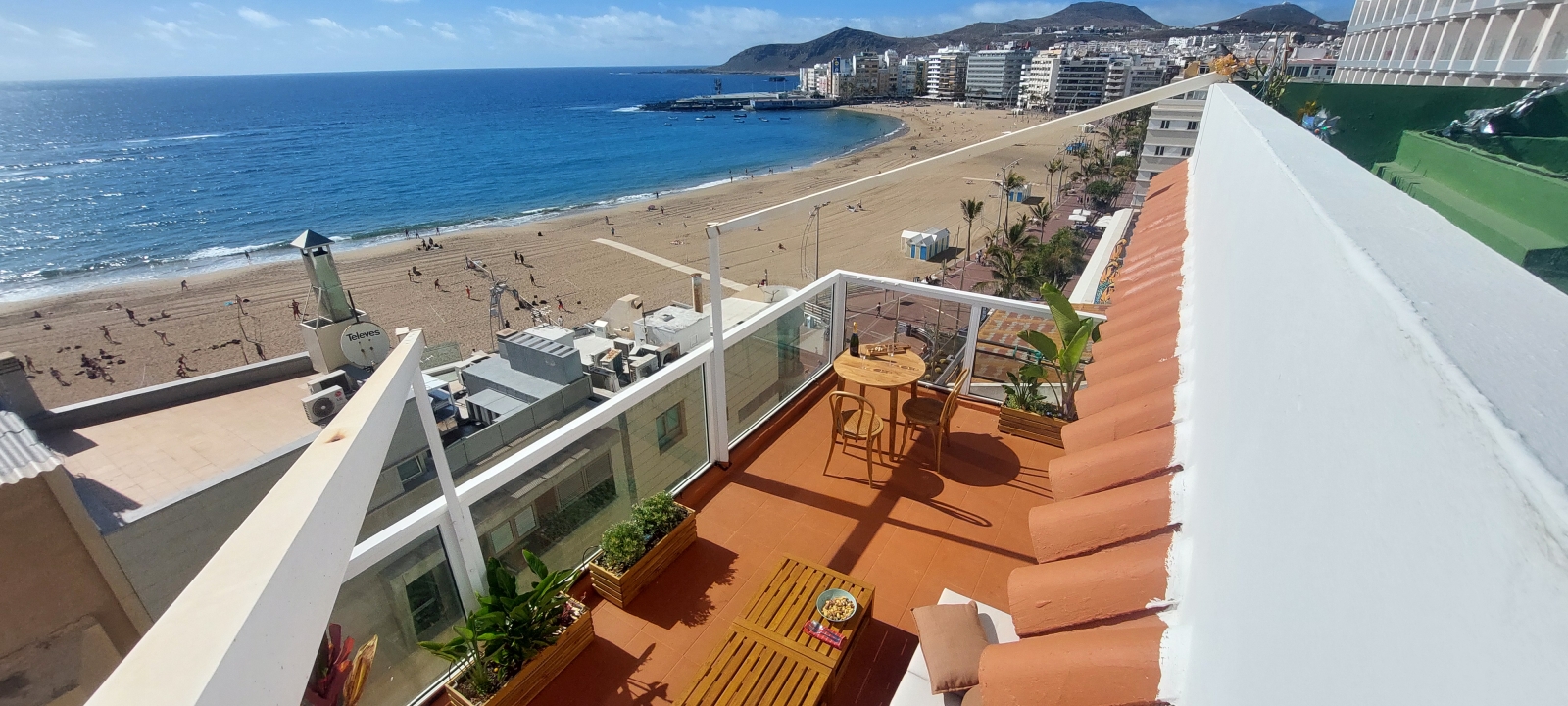 Penthouse d’une chambre avec vue sur la plage de Las Canteras