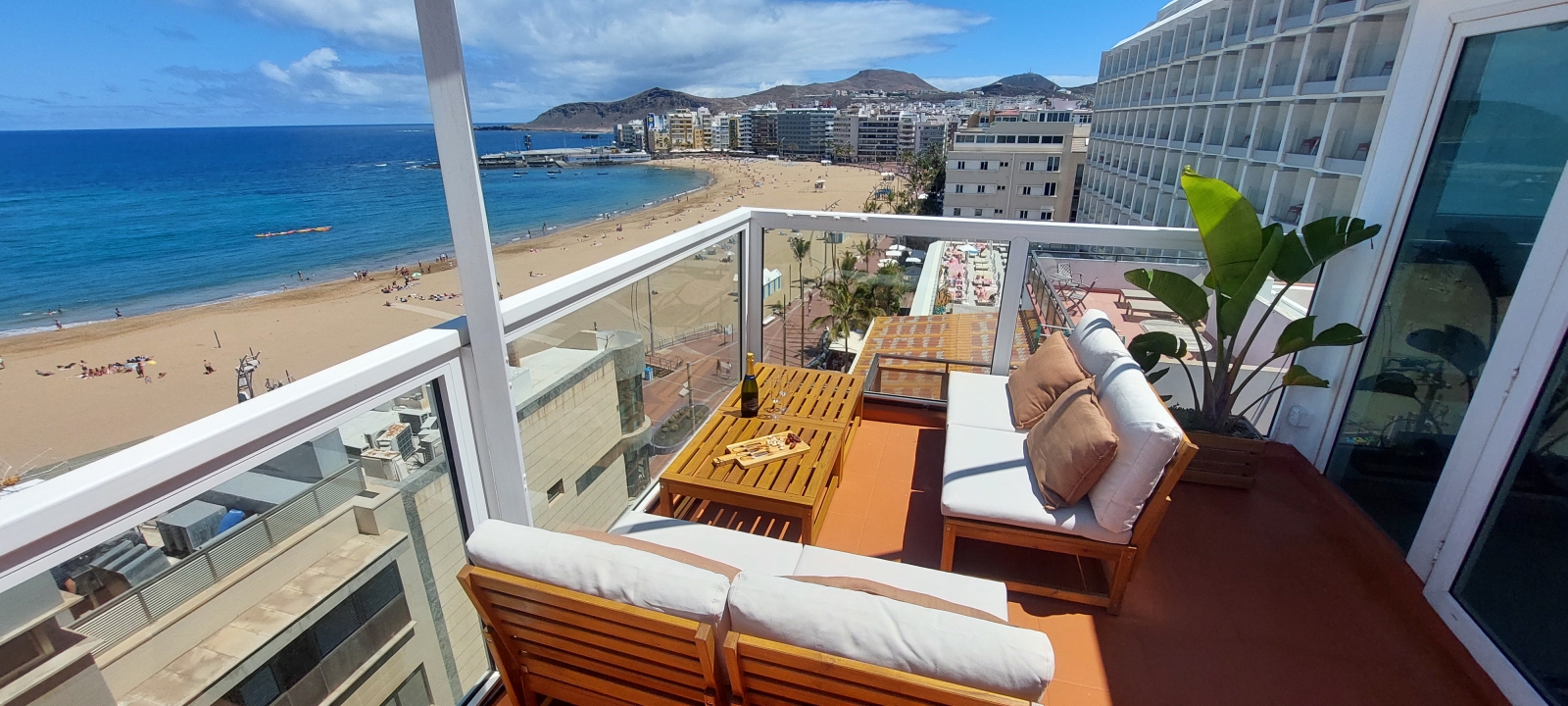 Penthouse d’une chambre avec vue sur la plage de Las Canteras