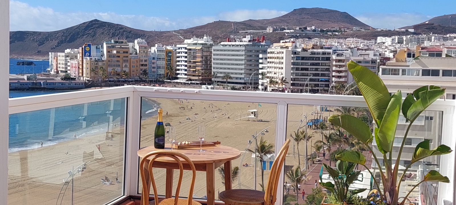 Penthouse d’une chambre avec vue sur la plage de Las Canteras