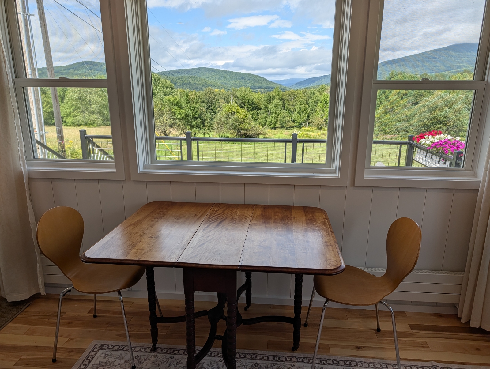 Mountain View Cottage