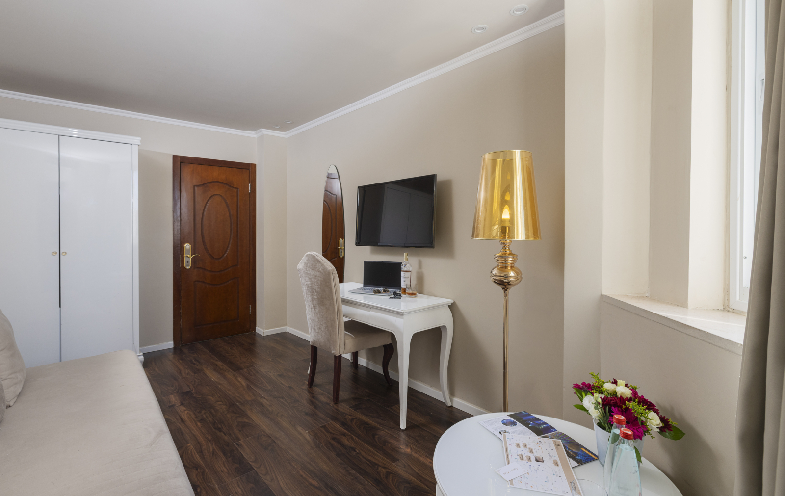 Particuliere Home Exchange met Agripas Hotel Jeruzalem. www.agripas.com