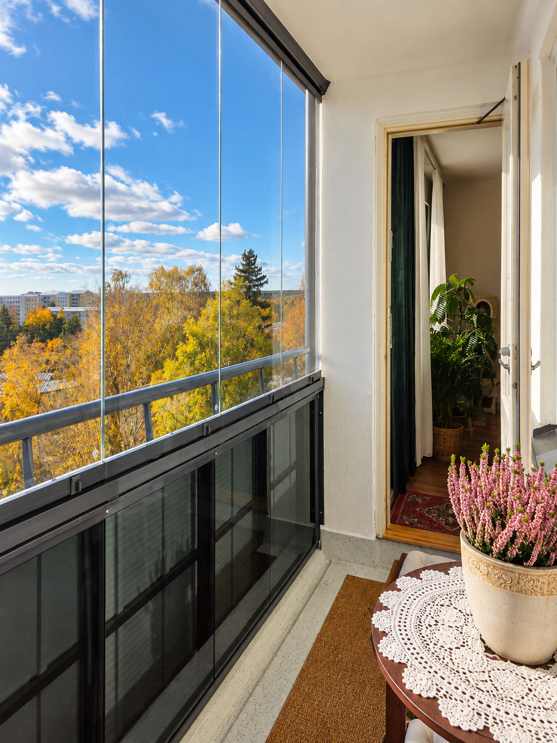Bright Helsinki apartment with glazed balcony and beautiful views