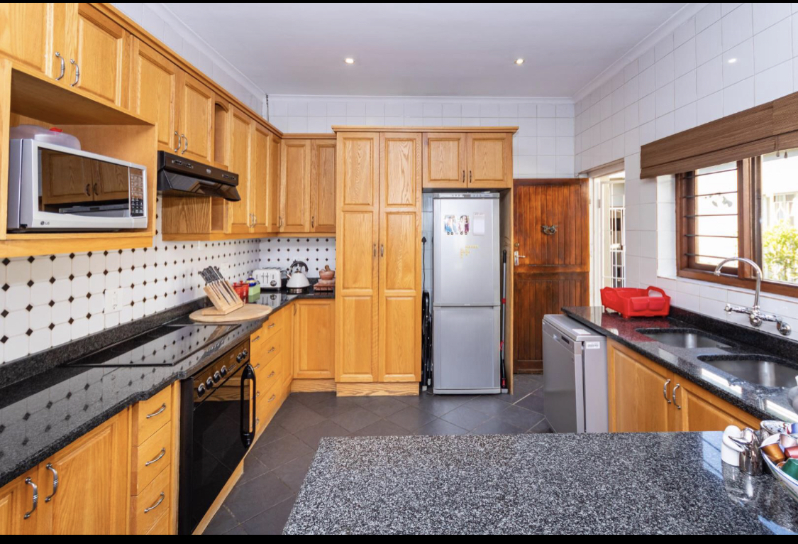 Large House ; fully equipped with everything you can imagine