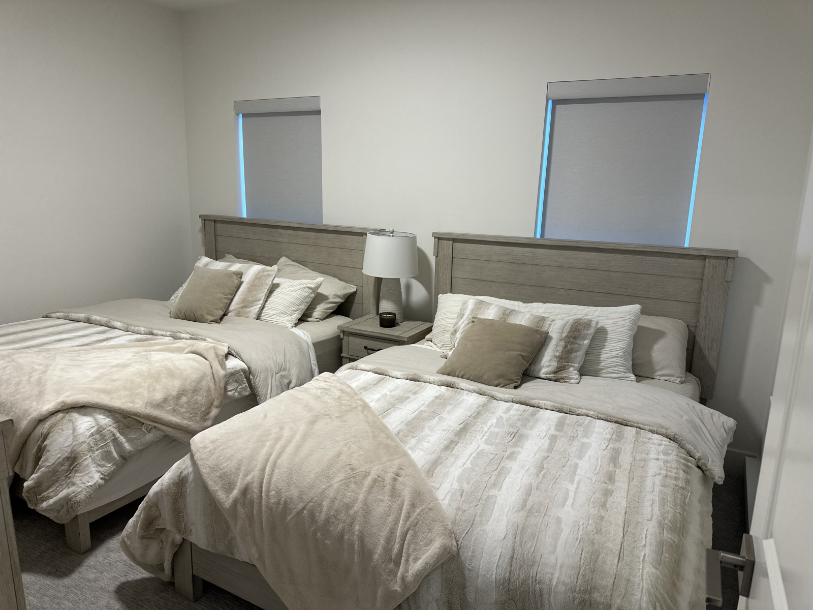 Modern & Cozy 3-Bedroom Ski Chalet | Family-Friendly Big White Getaway