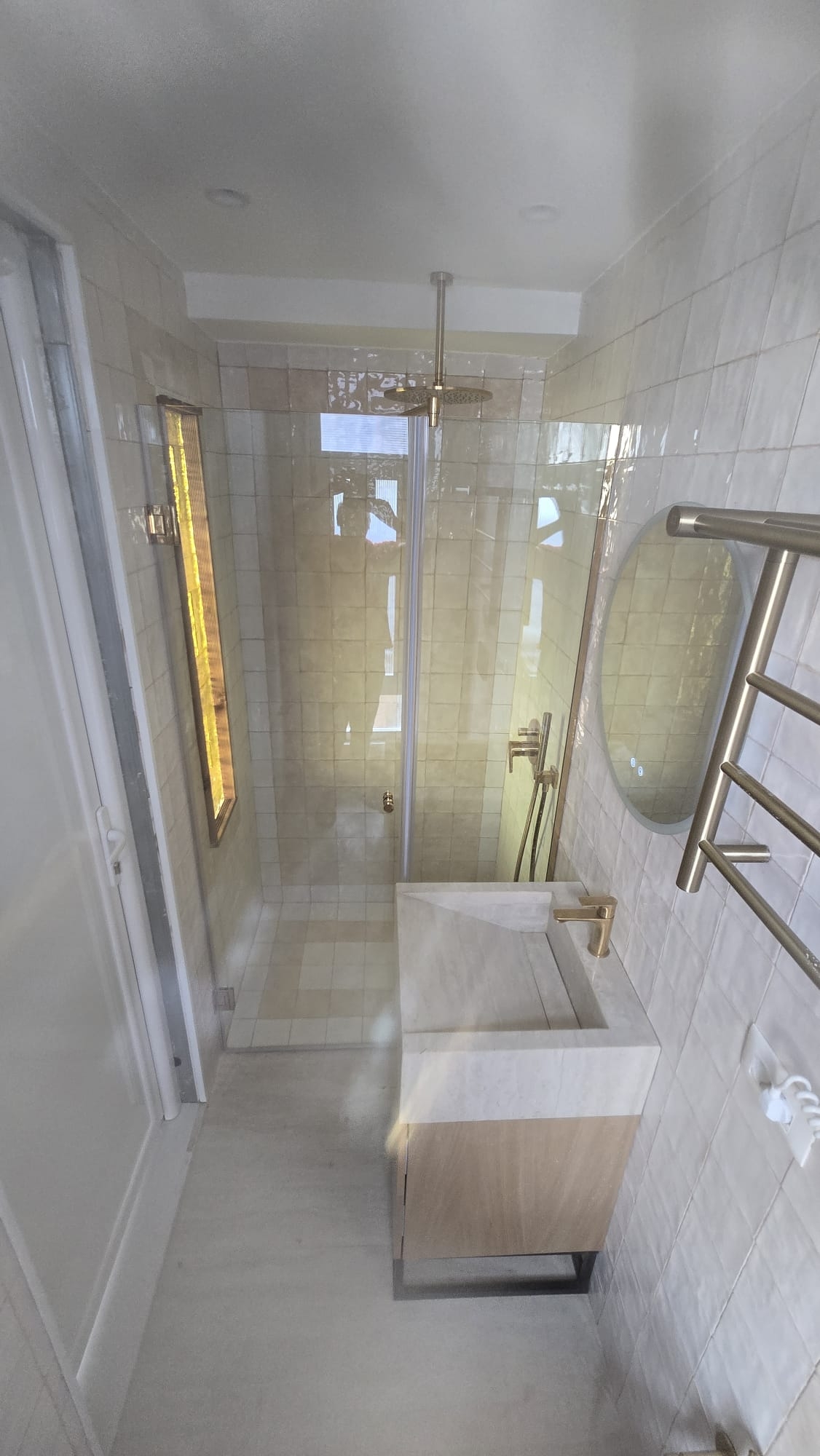 Penthouse with a 100 m² terrace and a Jacuzzi