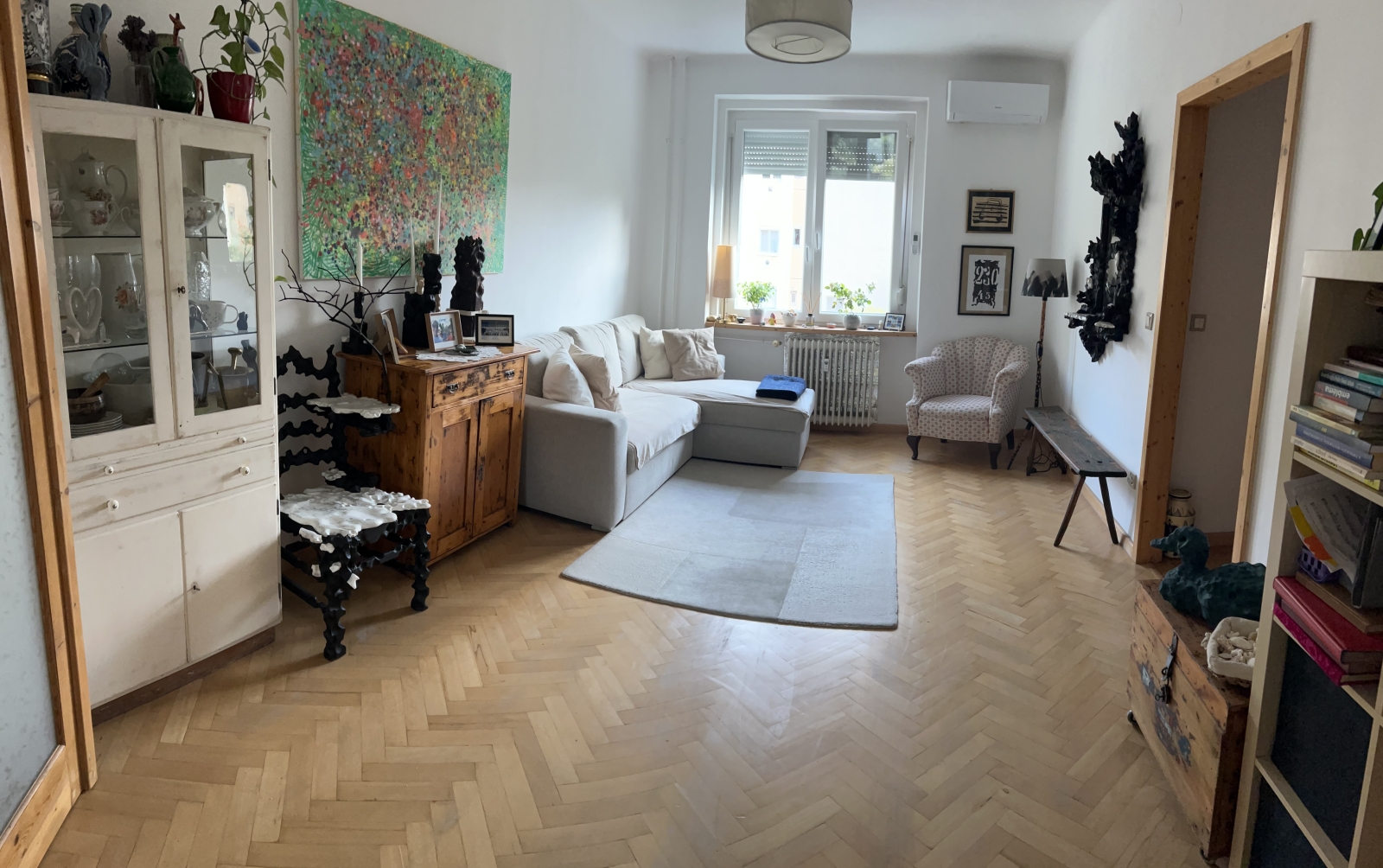 Cozy & Bright Apartment in a Green Oasis Close to the City Center