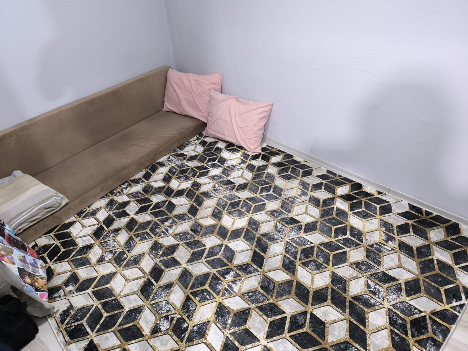 just a four-minute walk from Seyrantepe metro station - istanbul