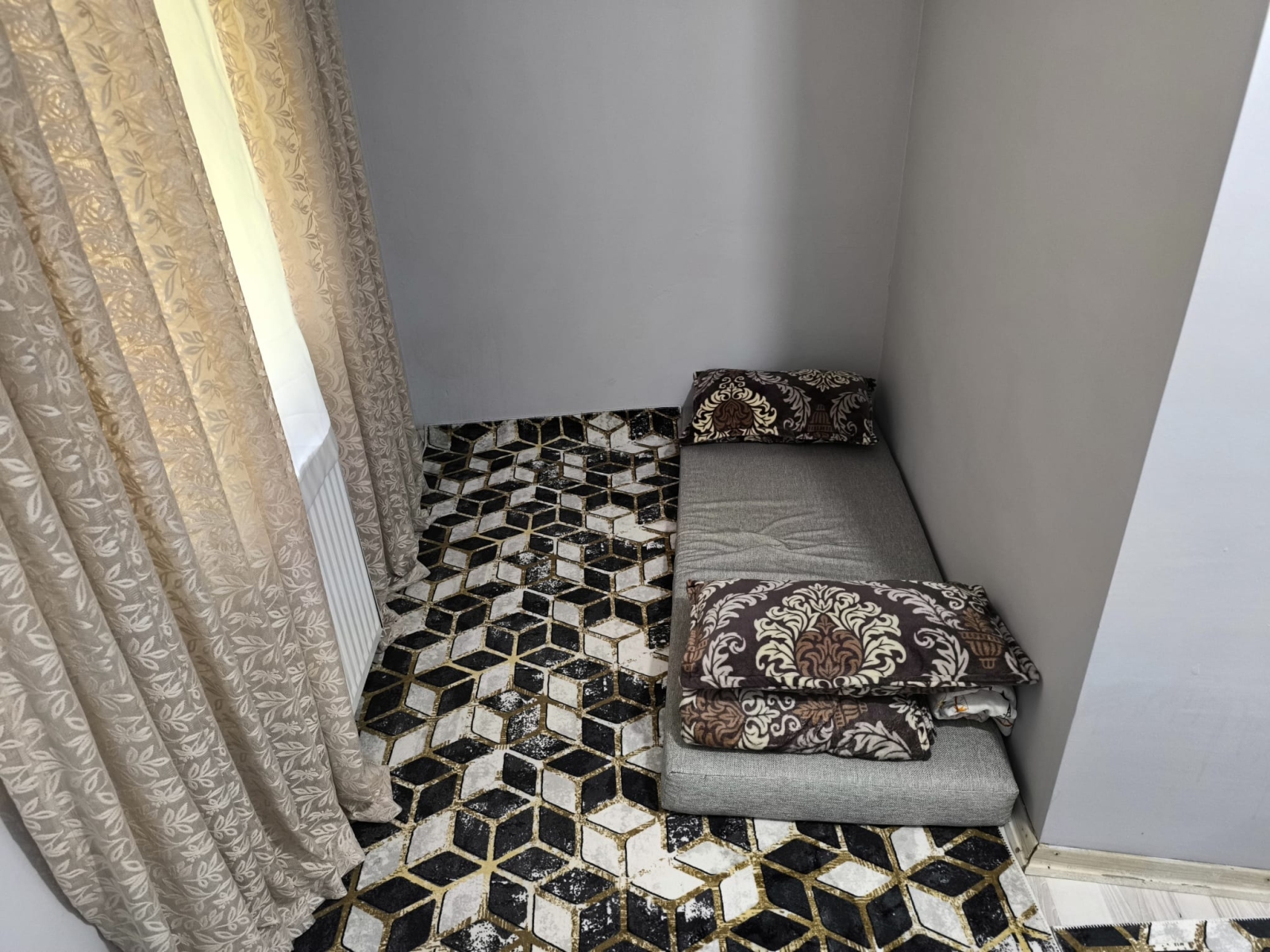 just a four-minute walk from Seyrantepe metro station - istanbul