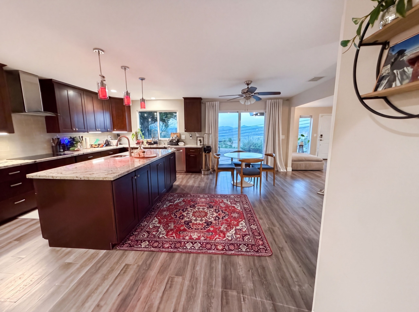 Casa 3 camere con una collina con viste panoramiche sulla valle, 25 min dalle spiagge oceaniche e dalla regione vinicola di Temecula