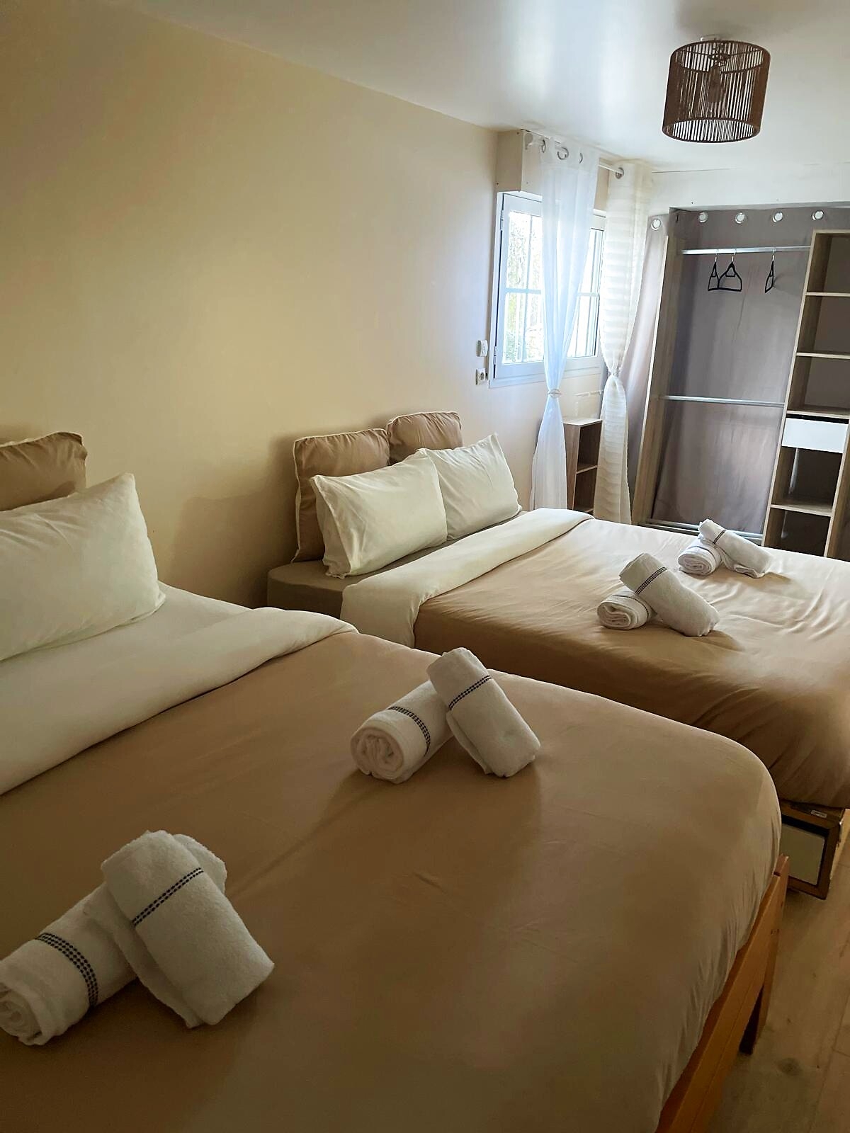 Villa Mandalika — indoor pool & spa, 3,000 m² park, 25 min from Paris & Disney