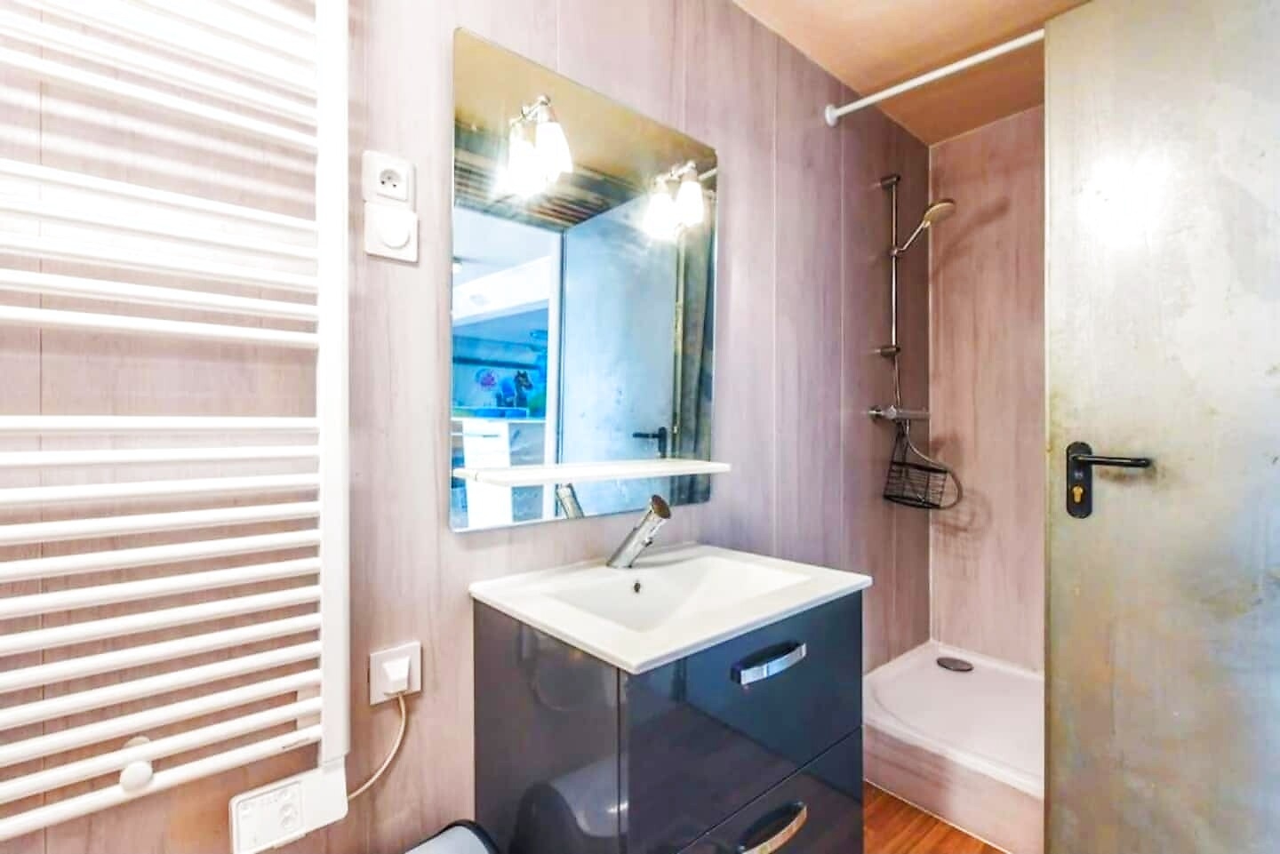Villa Mandalika — indoor pool & spa, 3,000 m² park, 25 min from Paris & Disney
