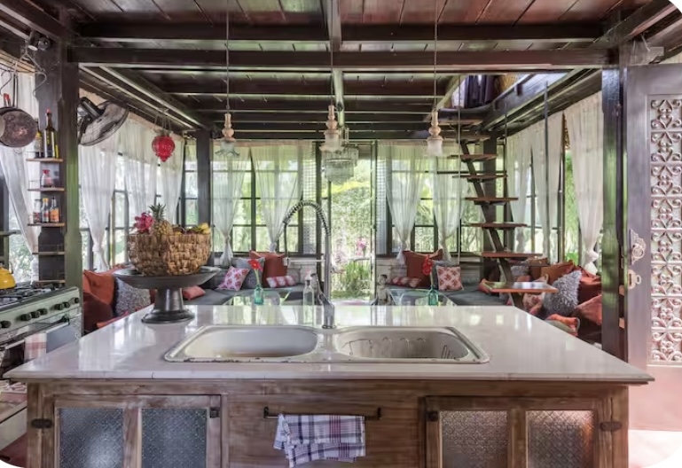 Artist residence in the ricefields