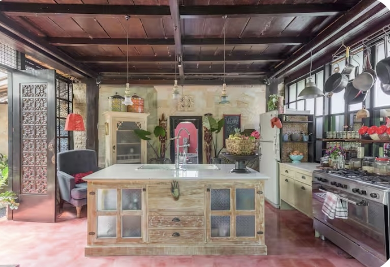 Artist residence in the ricefields