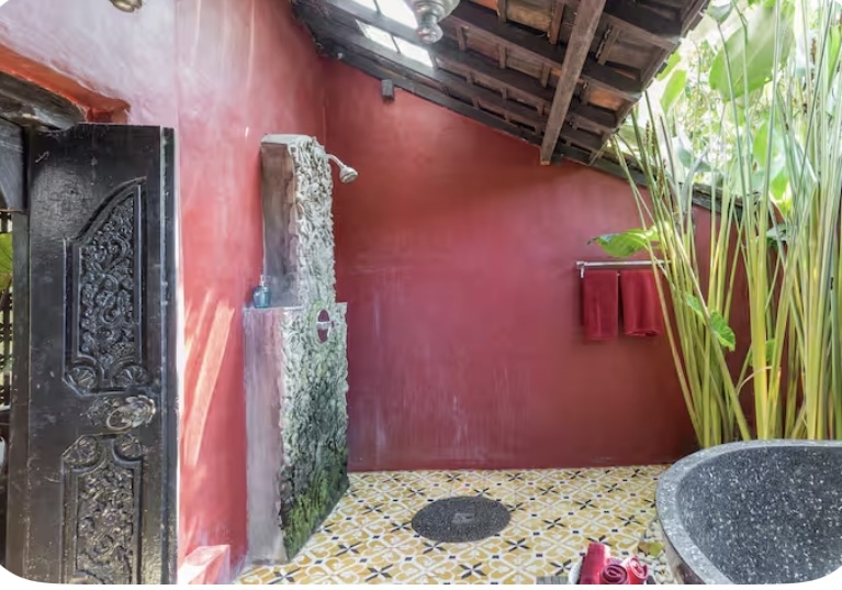 Artist residence in the ricefields