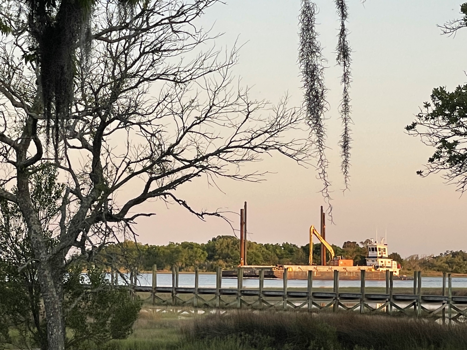 Beautiful Historic Log Cabin on the intracoastal waterway in Wilmington NC