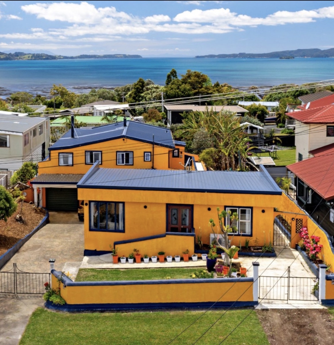 Spacious 5-Bedroom Coastal Home with Sea Views in New Zealand