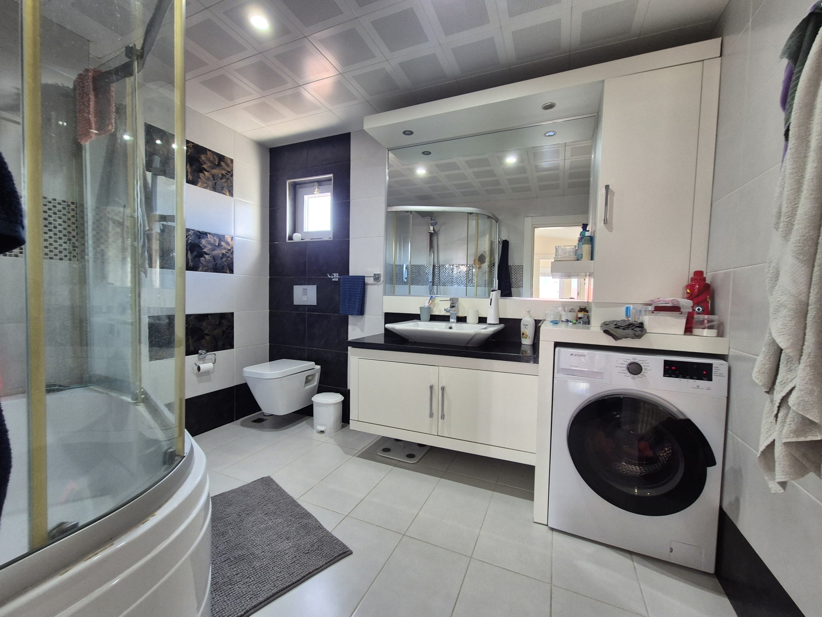 Apartamento grande no terraço de 4 quartos no centro de Antália