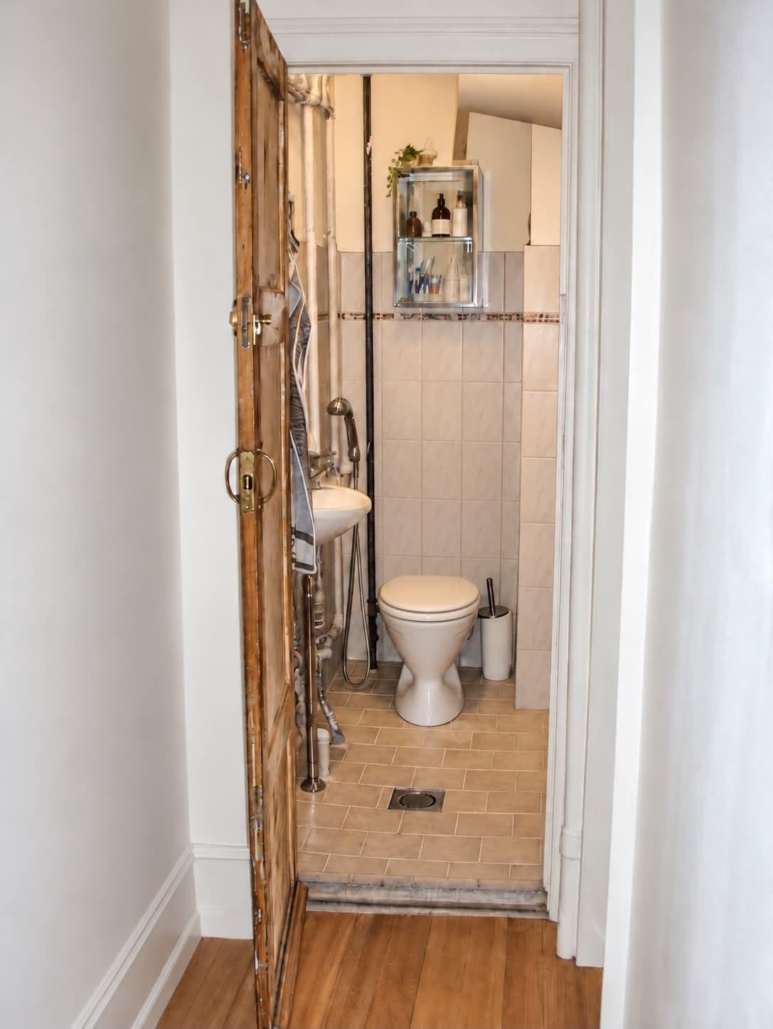 Centro de Copenhague, apartamento espaçoso com varanda perto de absolutamente tudo que você pode sonhar.