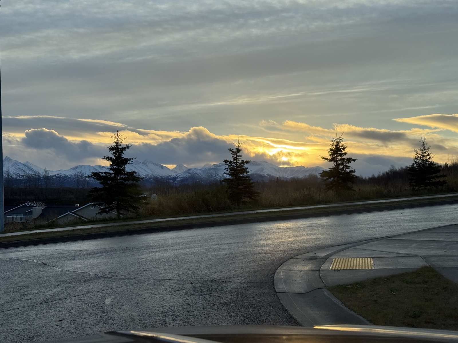 Family home in one of the best neighborhoods in Anchorage.