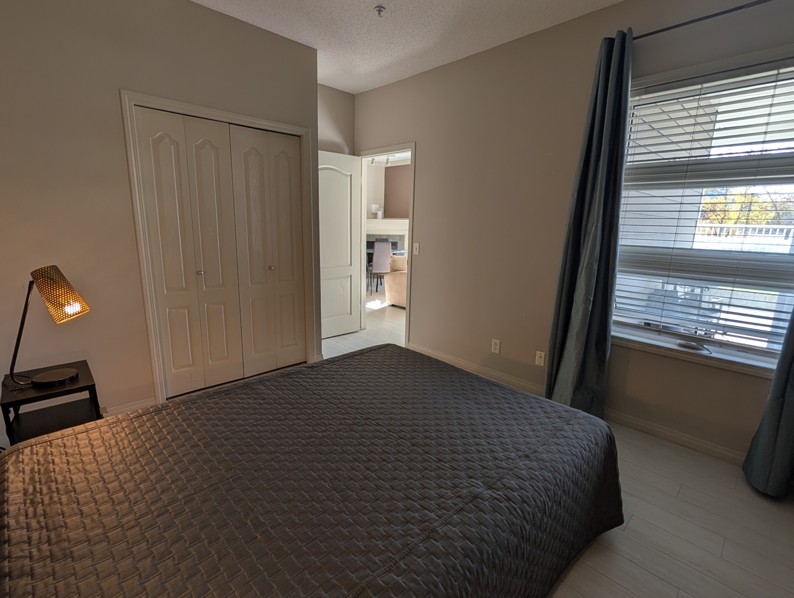 Grand appartement en copropriété au centre-ville