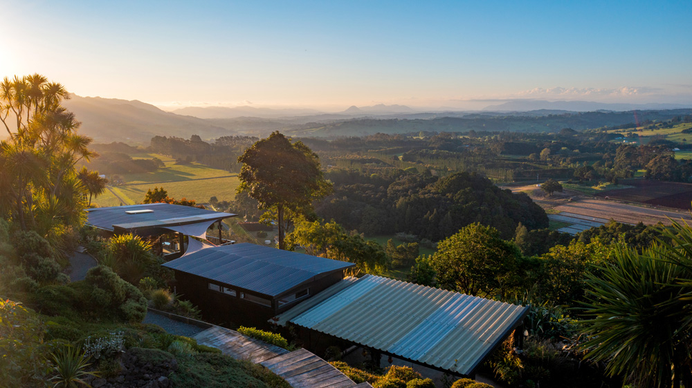 Ce sont des cabines hors réseau situées sur un volcan éteint avec une vue imprenable !