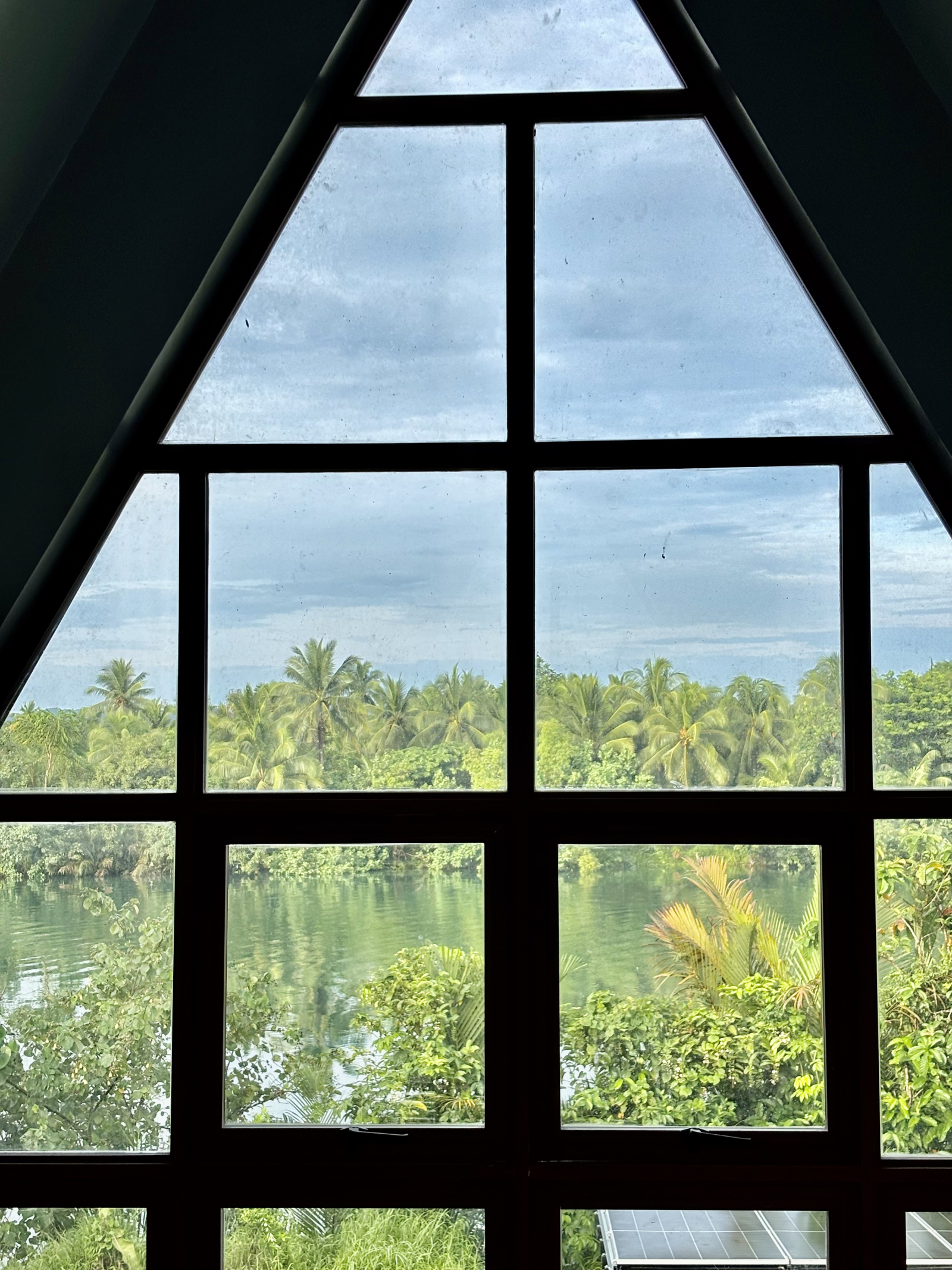 Uitzicht vanaf de zolder/derde verdieping