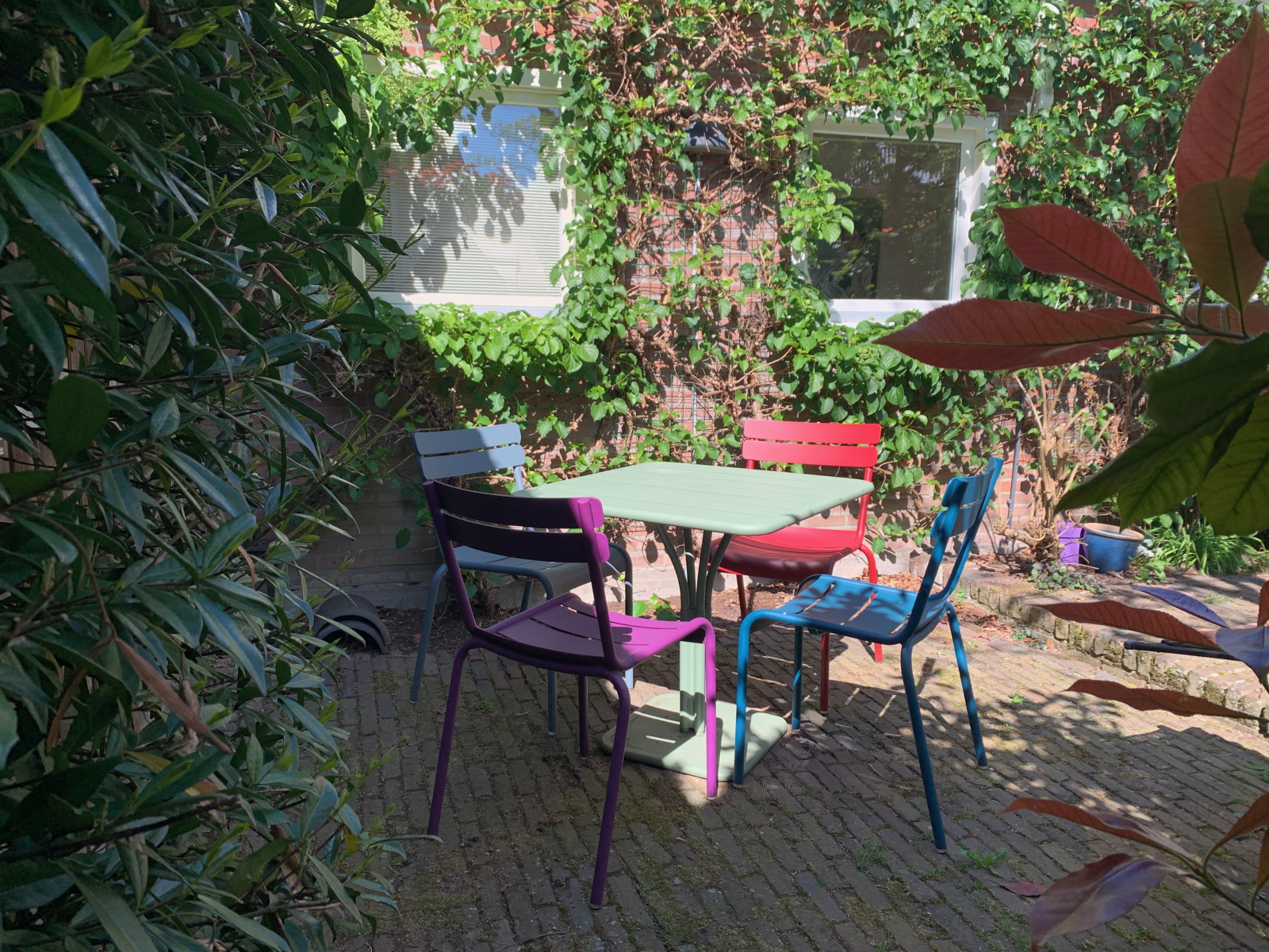 A quiet place for coffee or lunch