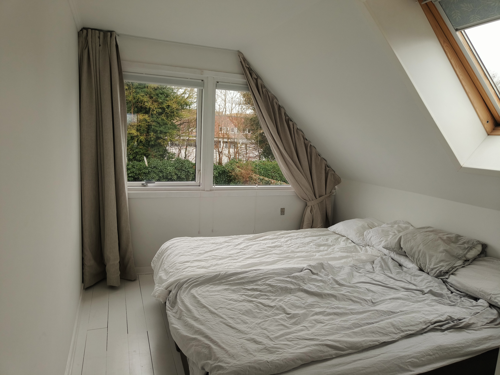 Quarto principal. Tamanho da cama 180x200