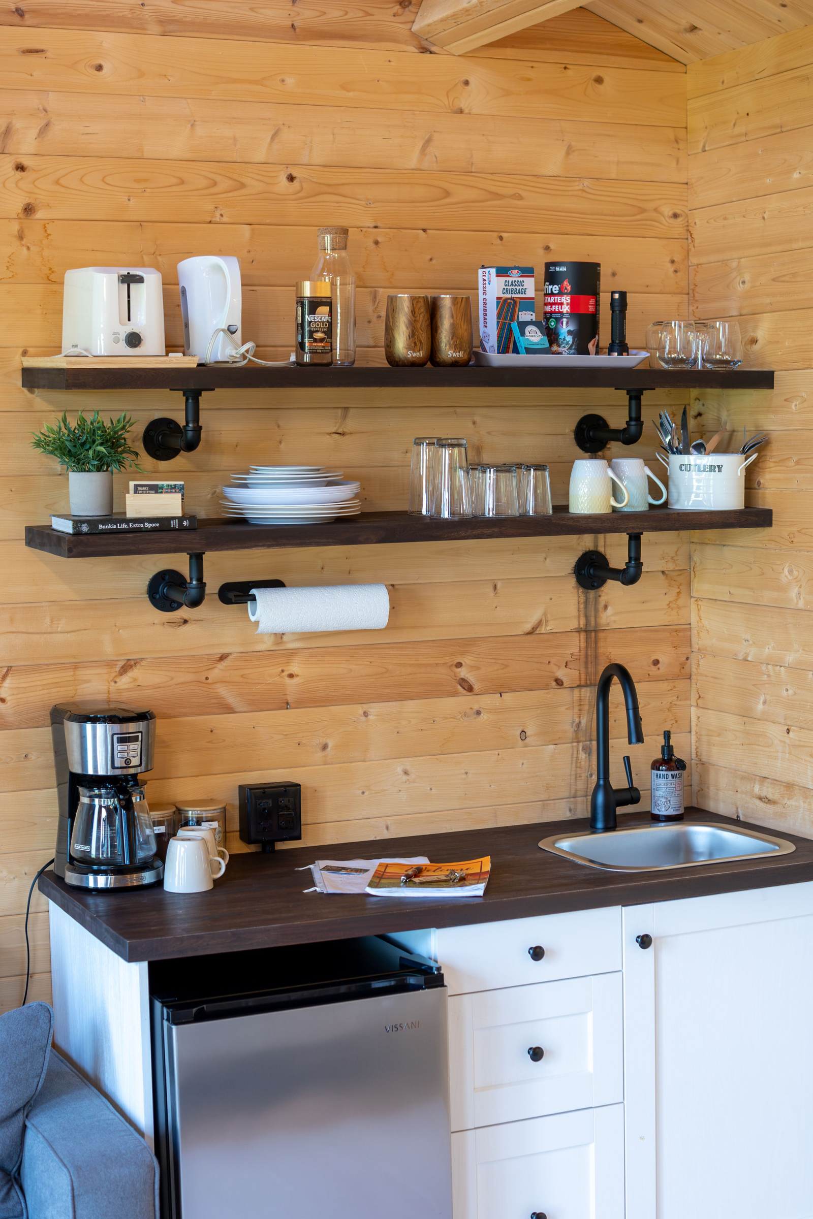 Fridge/freezer, coffee pot, toaster, kettle & sink