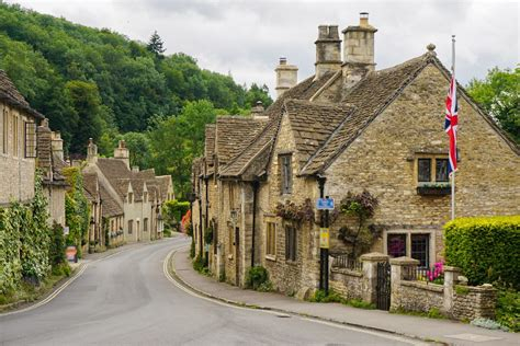 Les collines des Cotswolds, avec de jolis villages, sont à seulement 40 minutes en voiture
