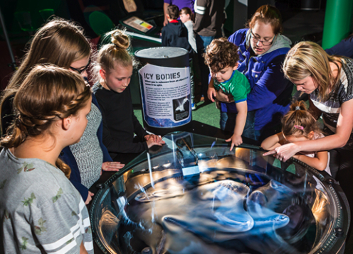 Questacon - El Centro Nacional de Ciencia y Tecnología (Copyright, Oficina de Convenciones de Canberra)