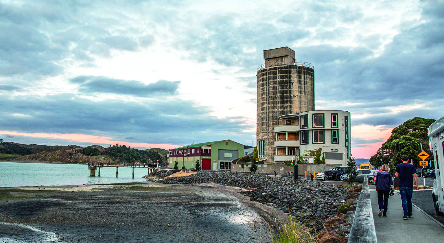 Raglan Wharf/Harbour