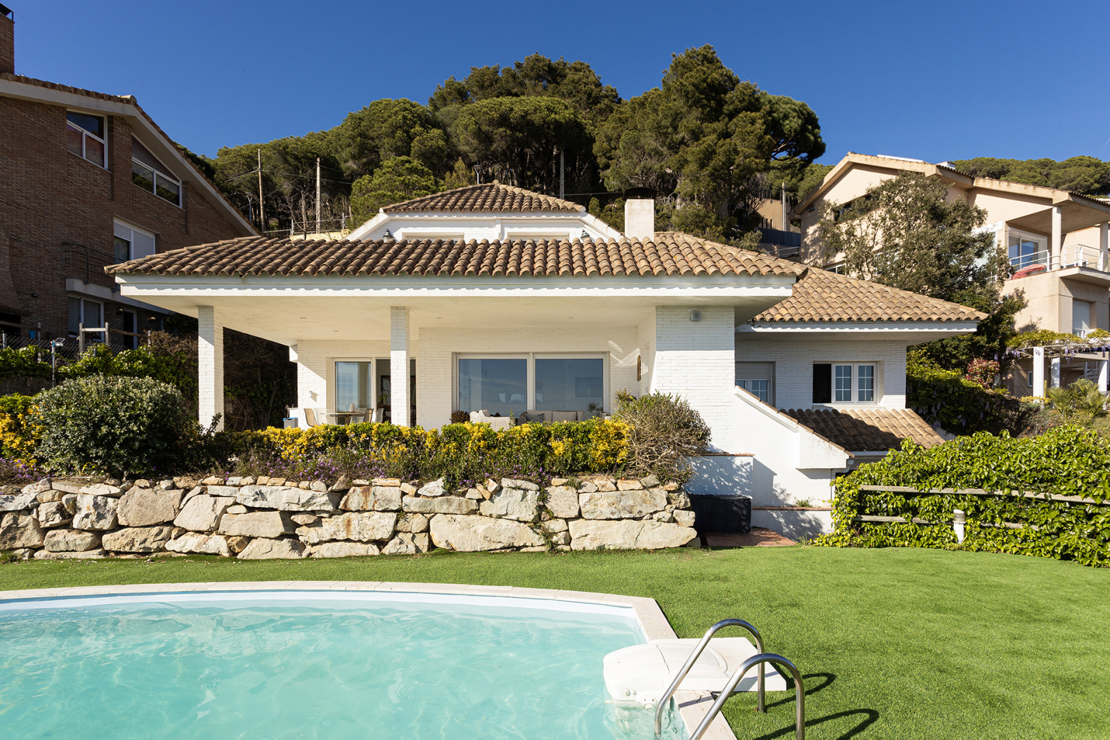 Viewpoint House