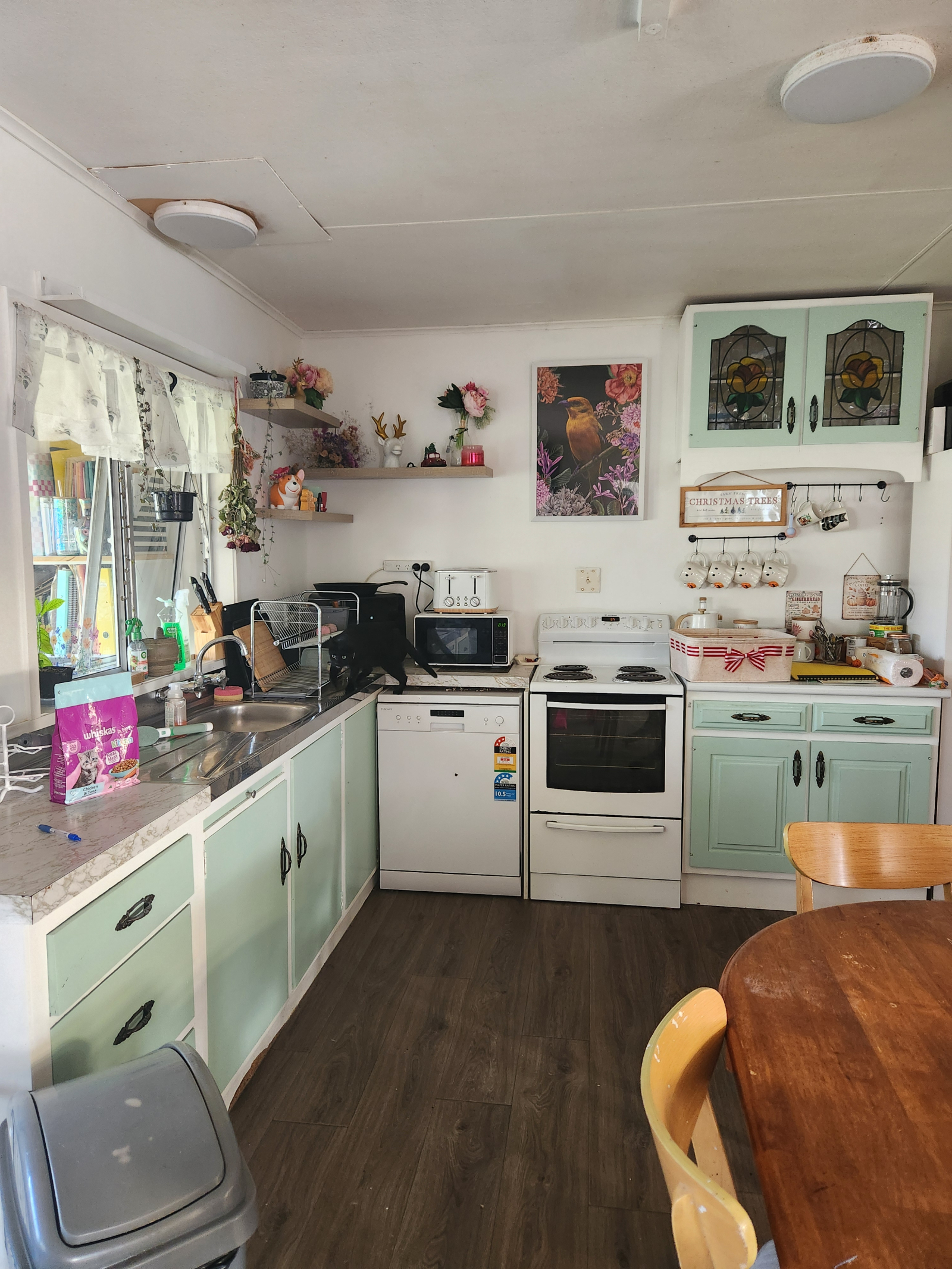 Our cosy kitchen is fully equipped and pantry well stocked, for a family meal round the large dinner table.